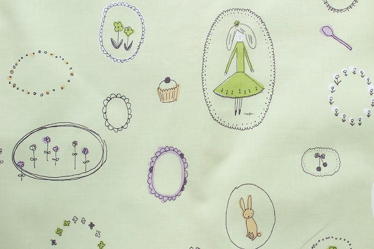 Jp　オーバルモチーフ<br />
グリーン